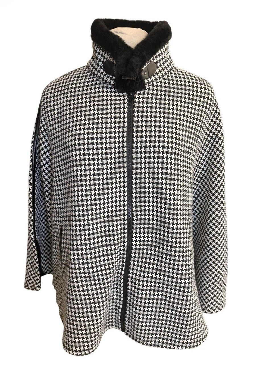 Chico’s Houndstooth  Poncho Cape Full Zip Faux Fur Collar One Size